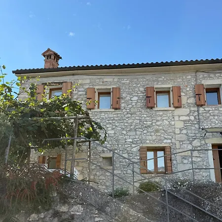 Hébergement de vacances Casa Maddalena Stonehouse Valdobbiadene